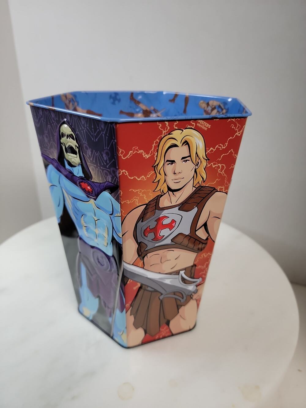Masters of the Universe Hexagon Popcorn Bucket Tin He-Man Skeletor Cinemark